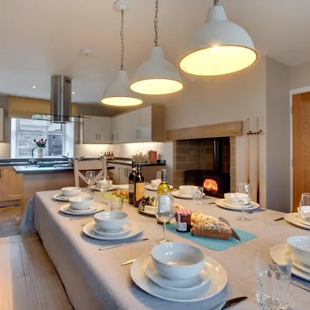 5 Bed In Fryup Dale Oc-wa291 Danby